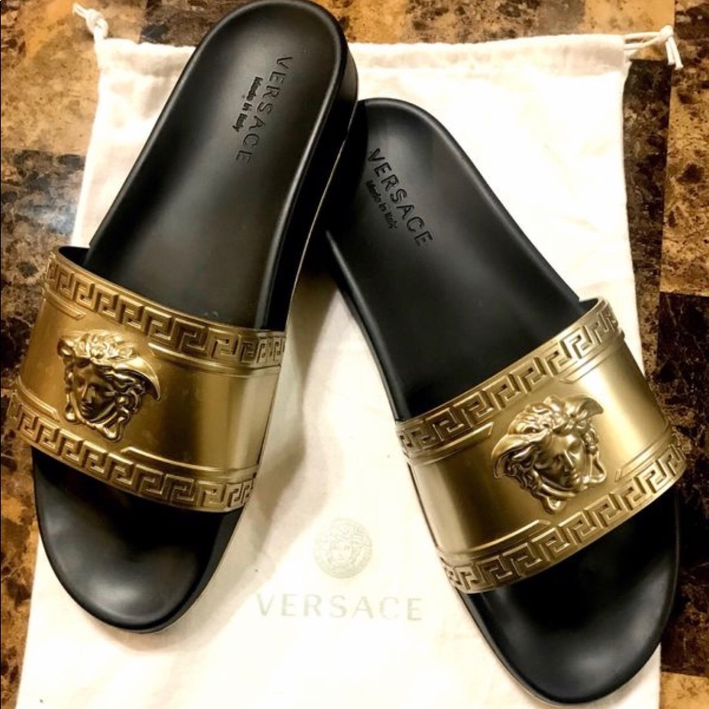 AUTHENTIC Unisex Versace Palazzo Medusa Slides